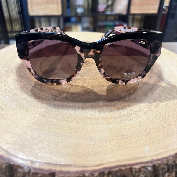 COPY - NWT Quay Australia AFTER HOUR LUXE POLARIZED - Picture 3 of 9